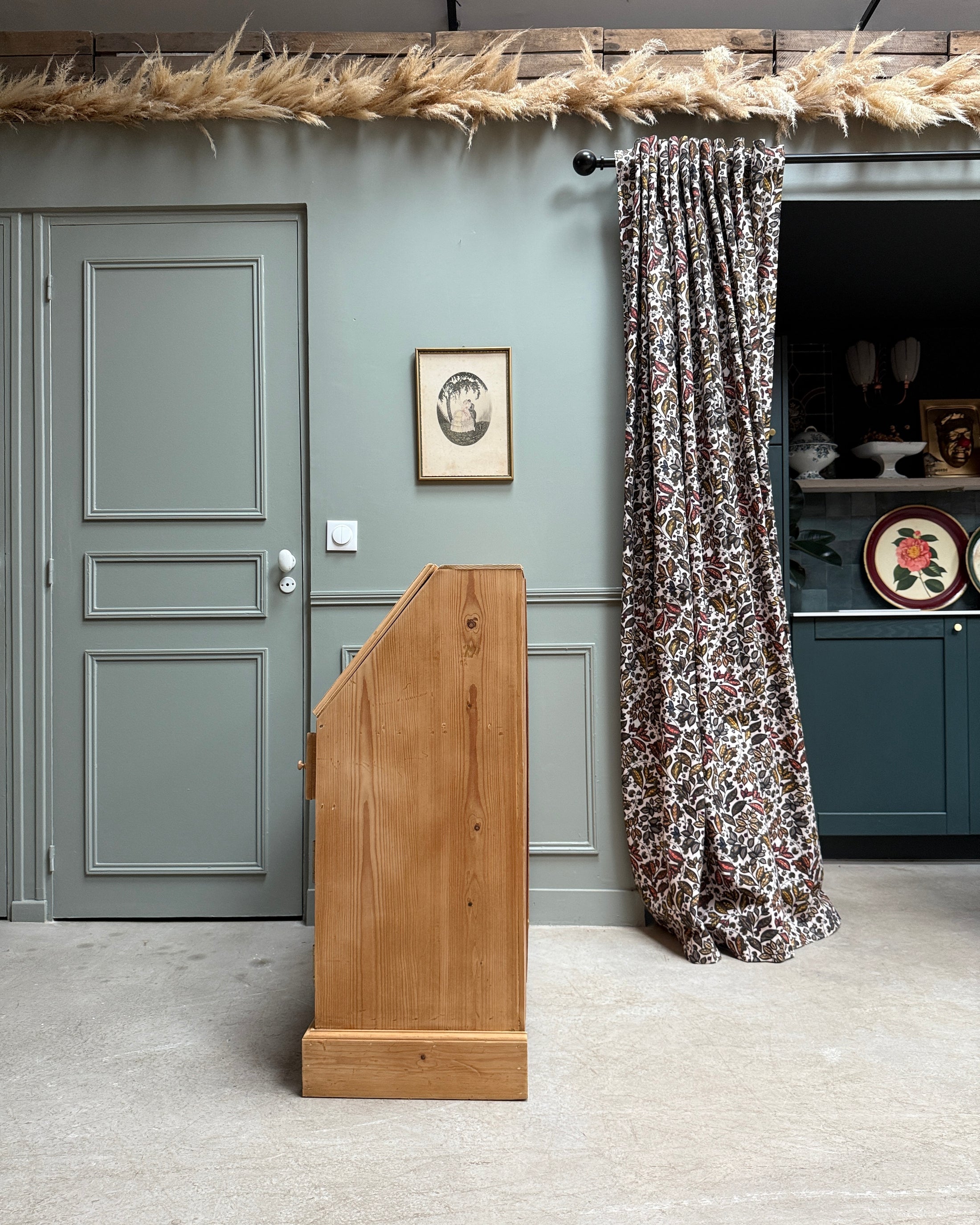 Commode anglaise scriban en pin