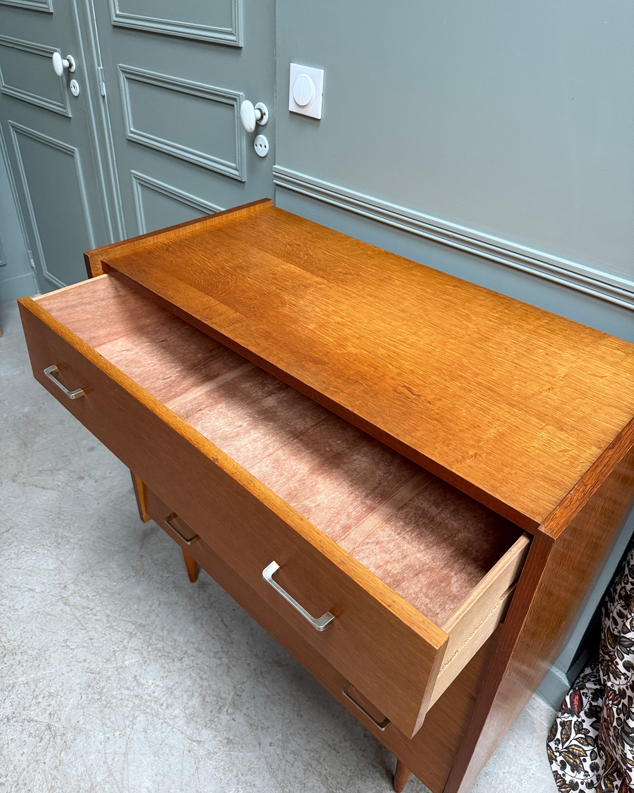 Commode vintage en chêne