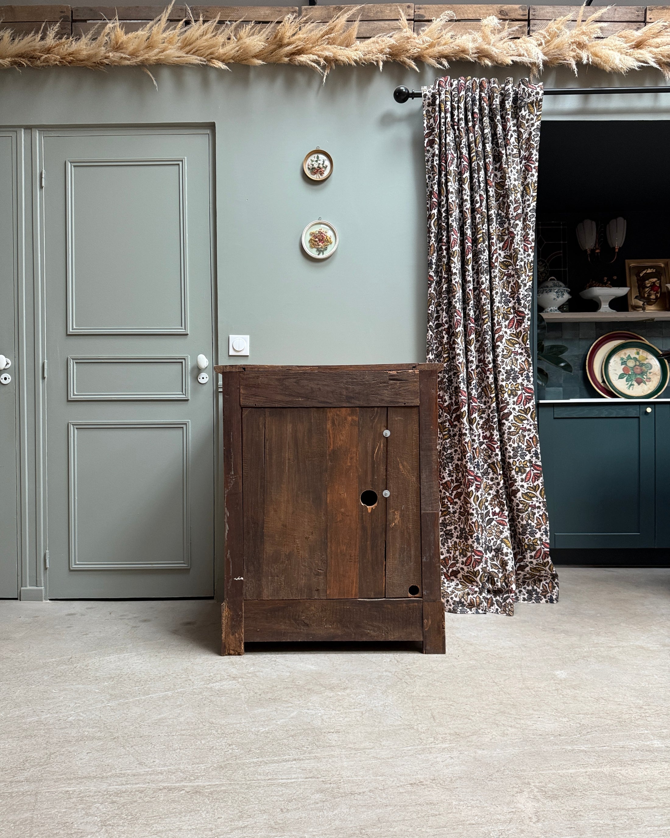 Grand confiturier en noyer