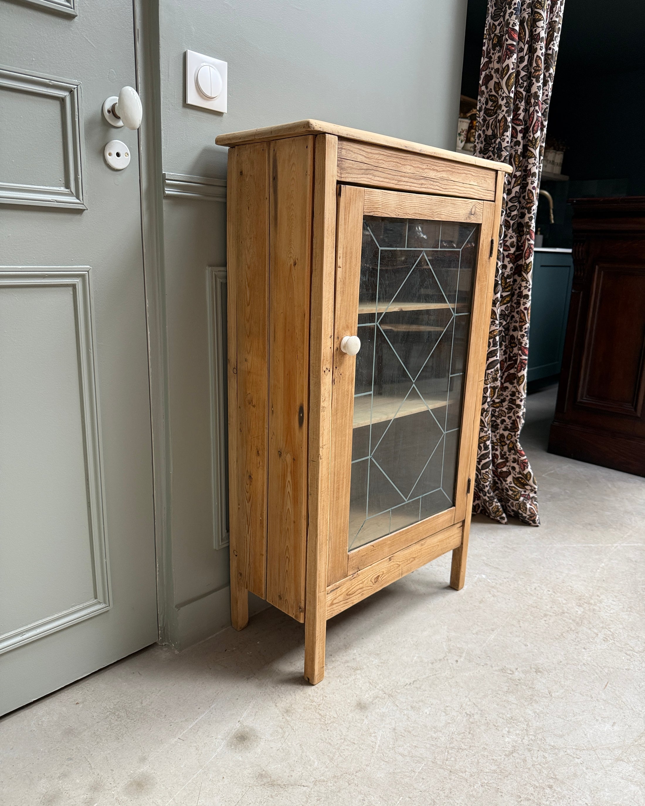 Confiturier vintage vitré en pin