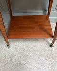 Charger l'image dans la visionneuse de la galerie, Desserte vintage scandinave en teck
