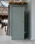 Charger l'image dans la visionneuse de la galerie, Dressing vintage
