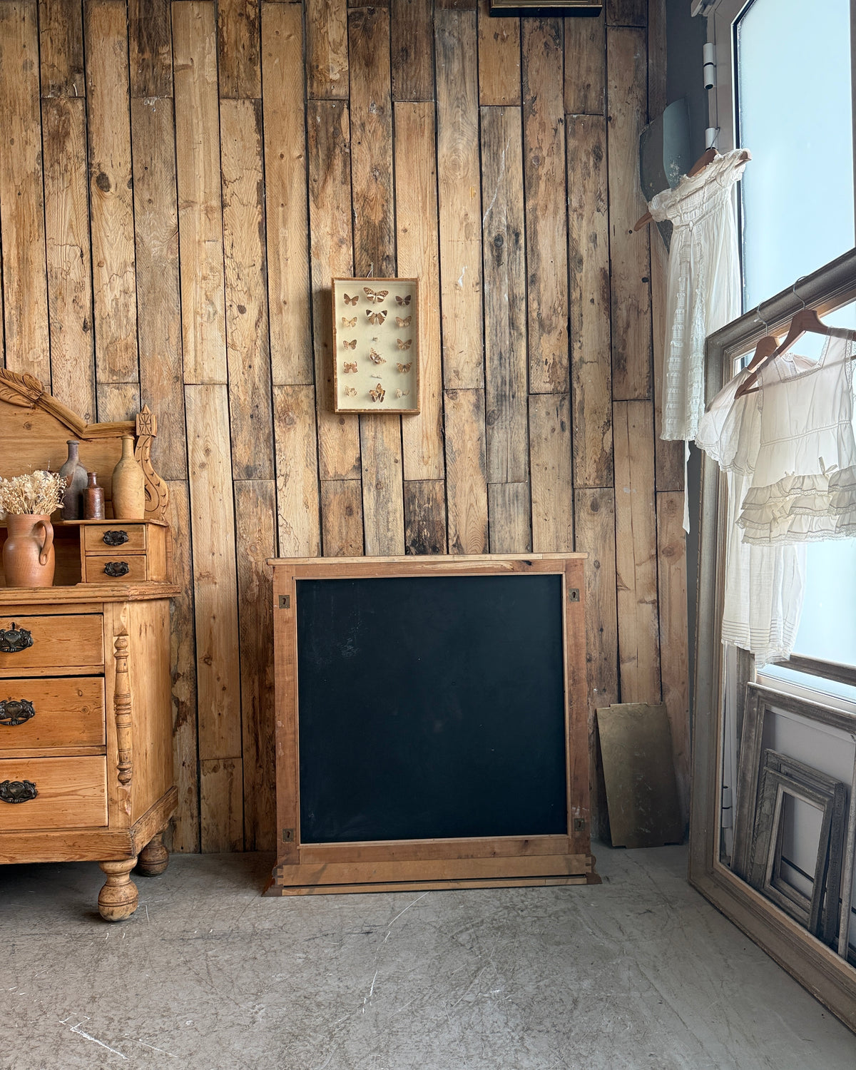 Ancien présentoir de commerce