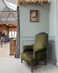 Charger l'image dans la visionneuse de la galerie, Fauteuil crapaud en velours vert
