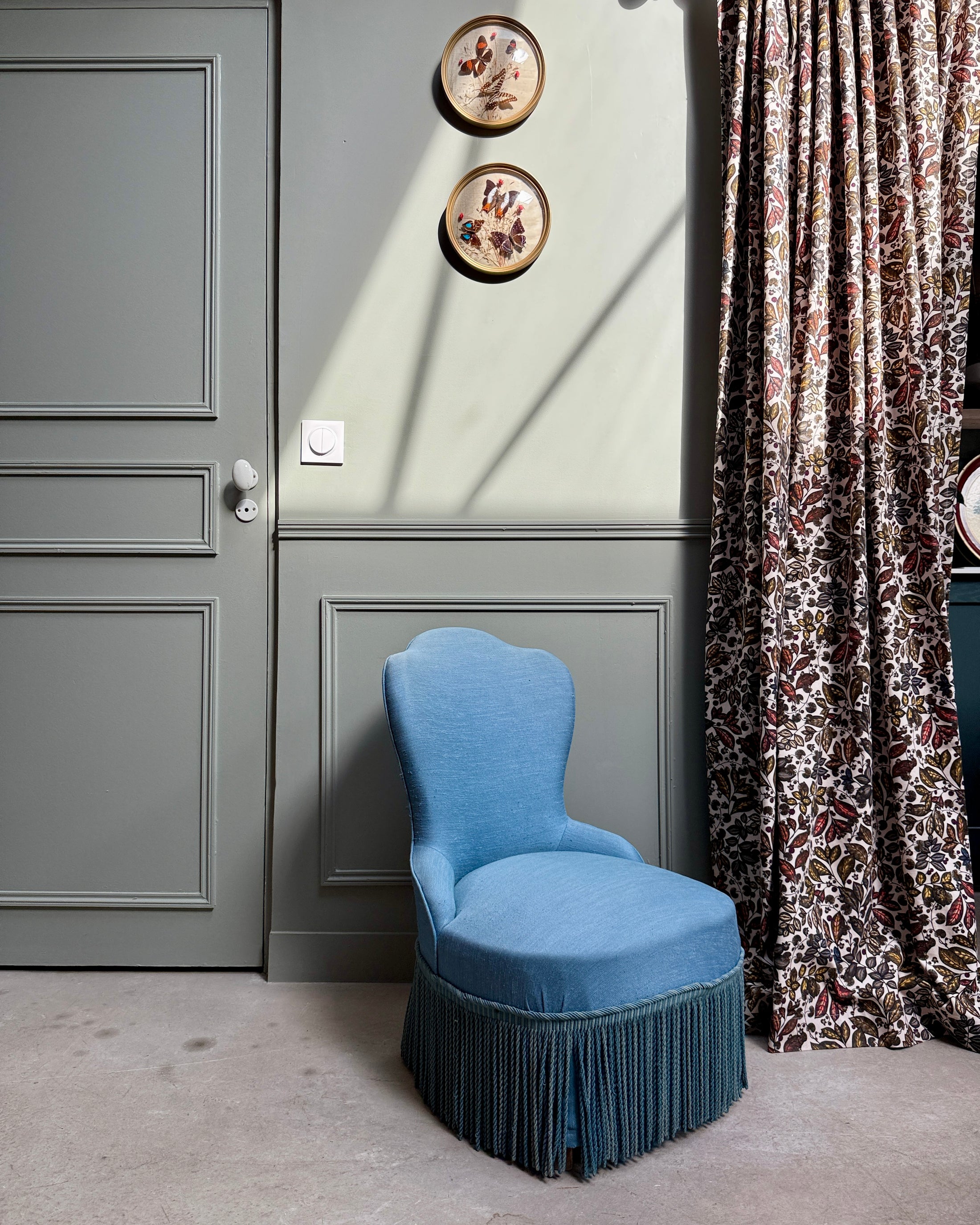 Fauteuil crapaud bleu clair