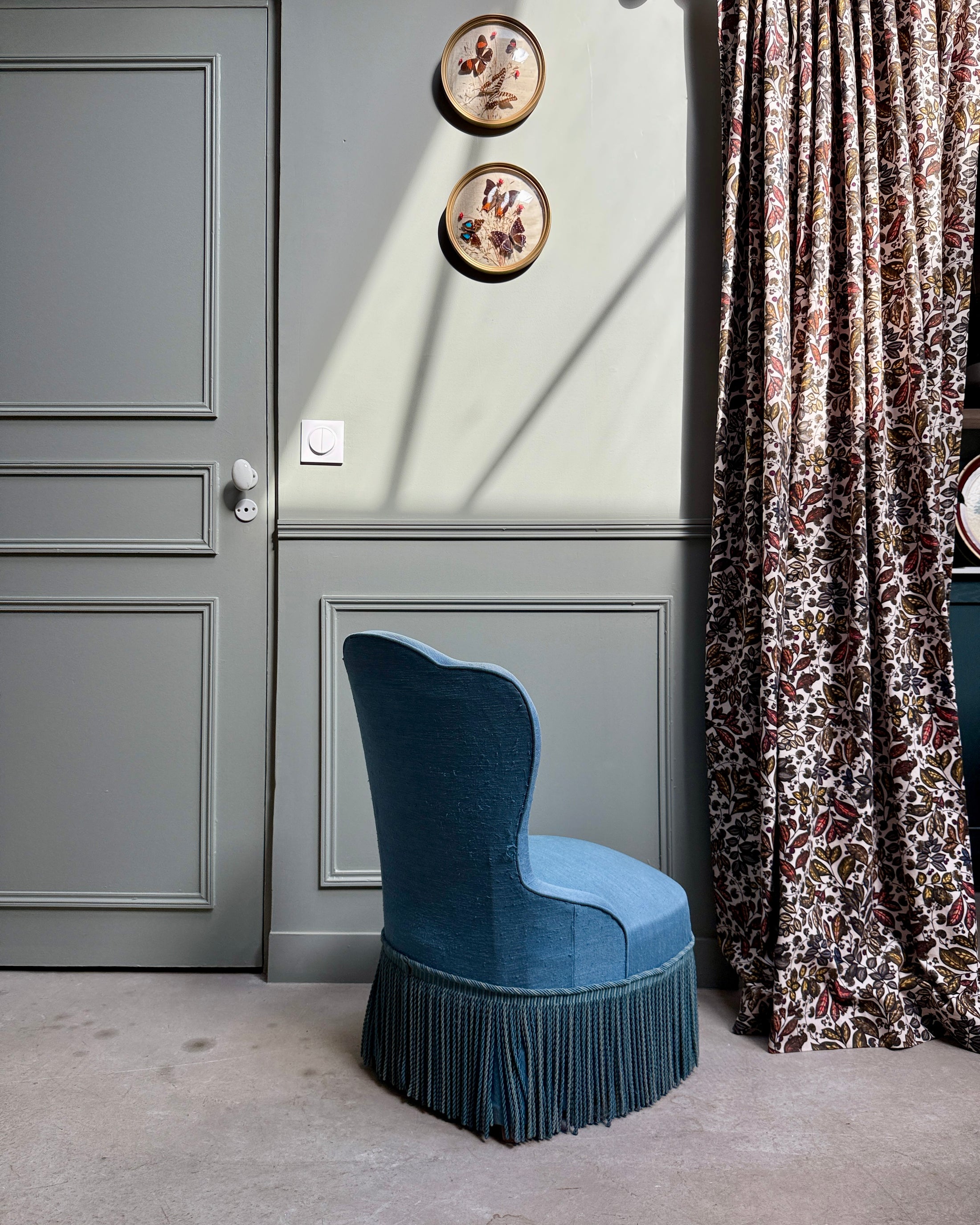 Fauteuil crapaud bleu clair