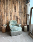 Charger l'image dans la visionneuse de la galerie, Fauteuil crapaud en velours vert
