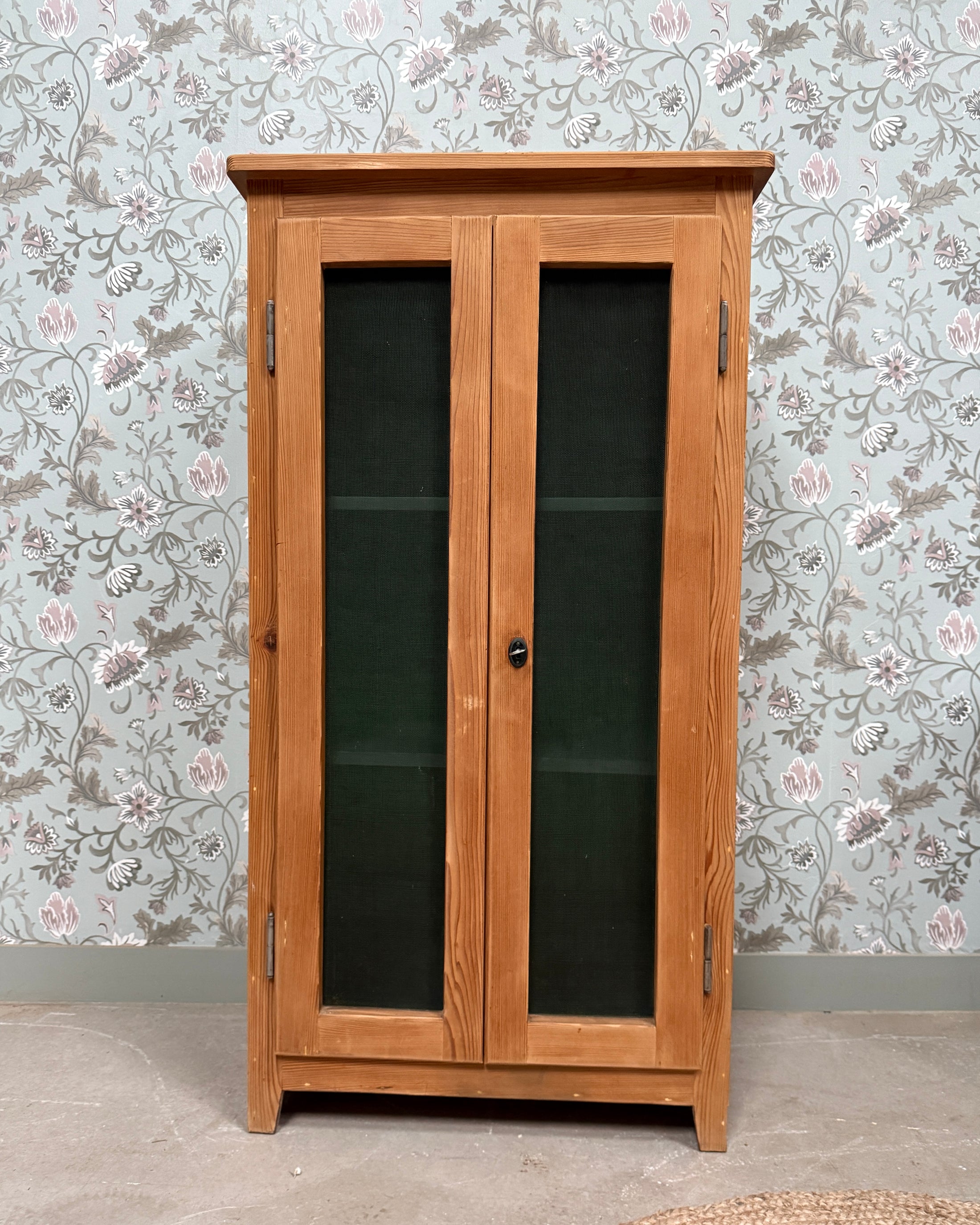 Garde-manger vintage