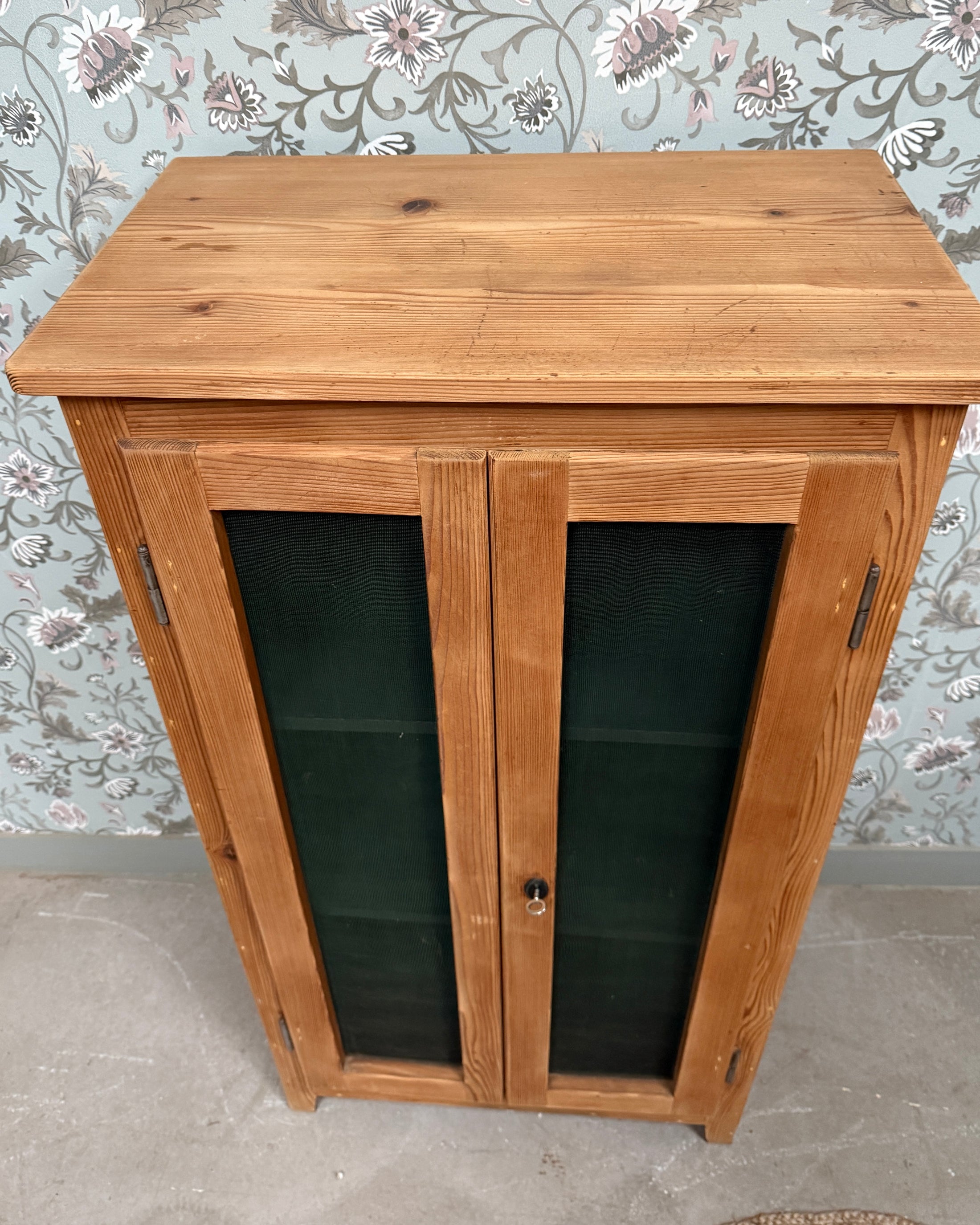 Garde-manger vintage