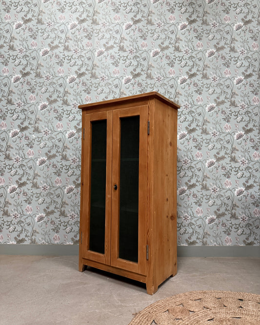 Garde-manger vintage