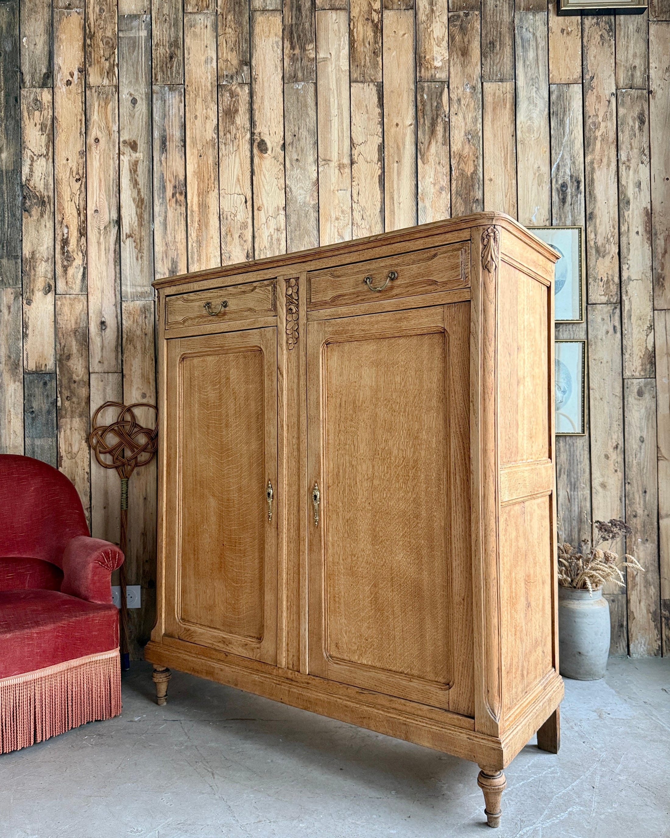 Grand buffet haut en chêne