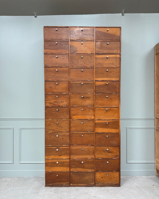 Grand meuble de notaire à clapets