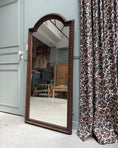 Charger l'image dans la visionneuse de la galerie, Grand miroir en bois perlé
