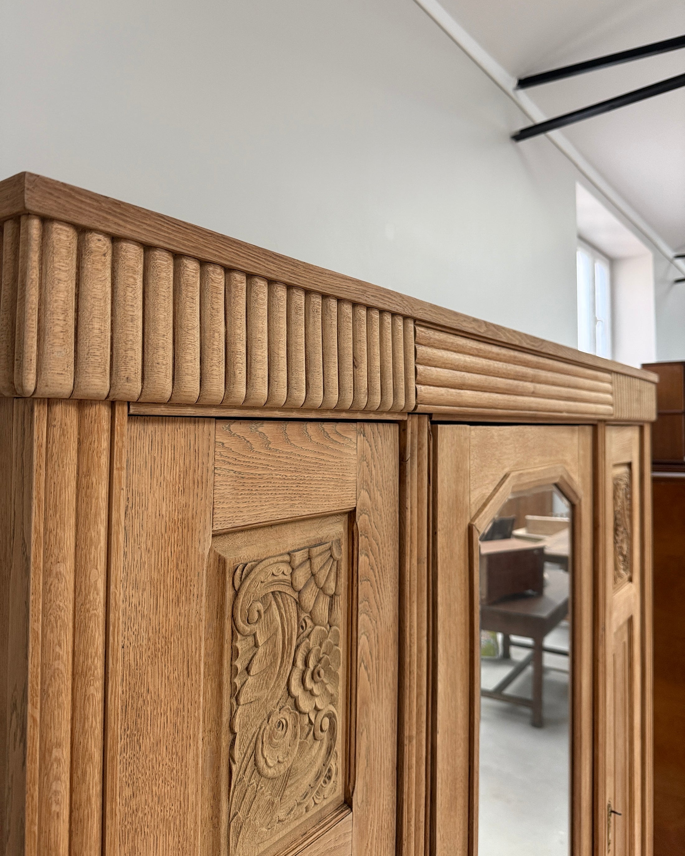 Grande armoire Art Déco en chêne
