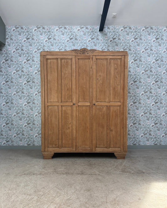 Grande armoire Art Déco en chêne massif
