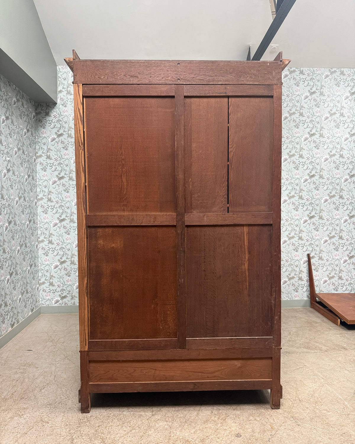 Grande armoire ancienne de campagne
