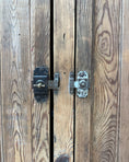 Charger l'image dans la visionneuse de la galerie, Grande armoire d’atelier ancienne en bois massif
