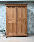 Charger l'image dans la visionneuse de la galerie, Grande armoire parisienne en bois naturel

