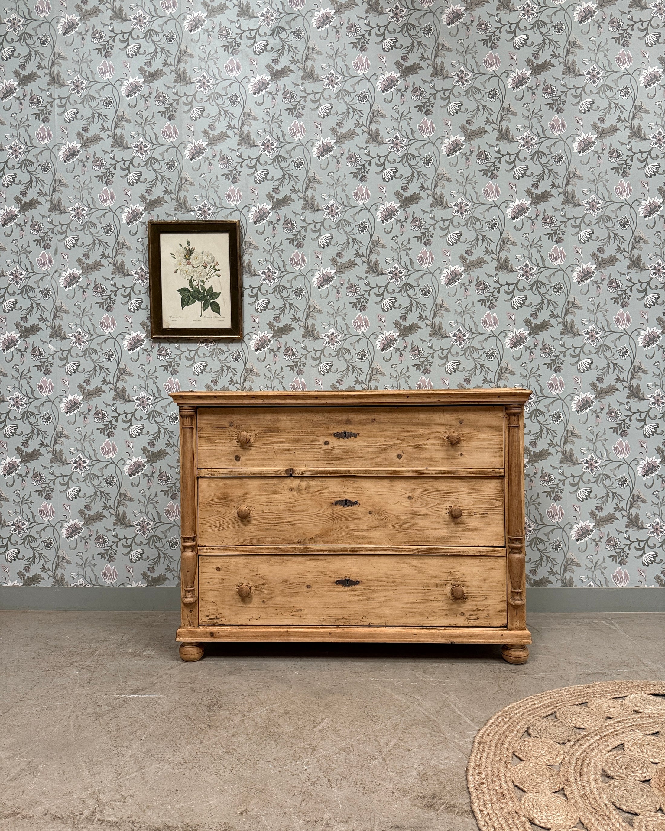 Grande commode anglaise en pin massif