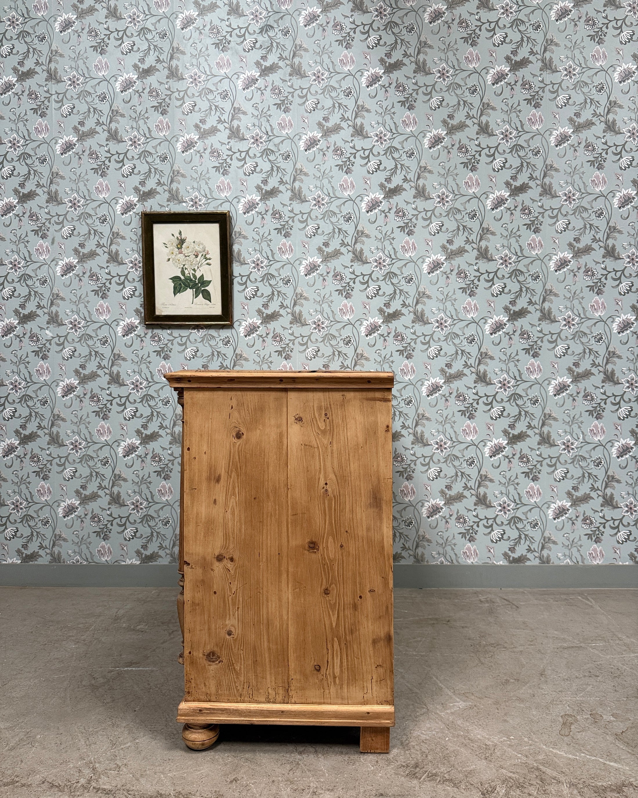 Grande commode anglaise en pin massif