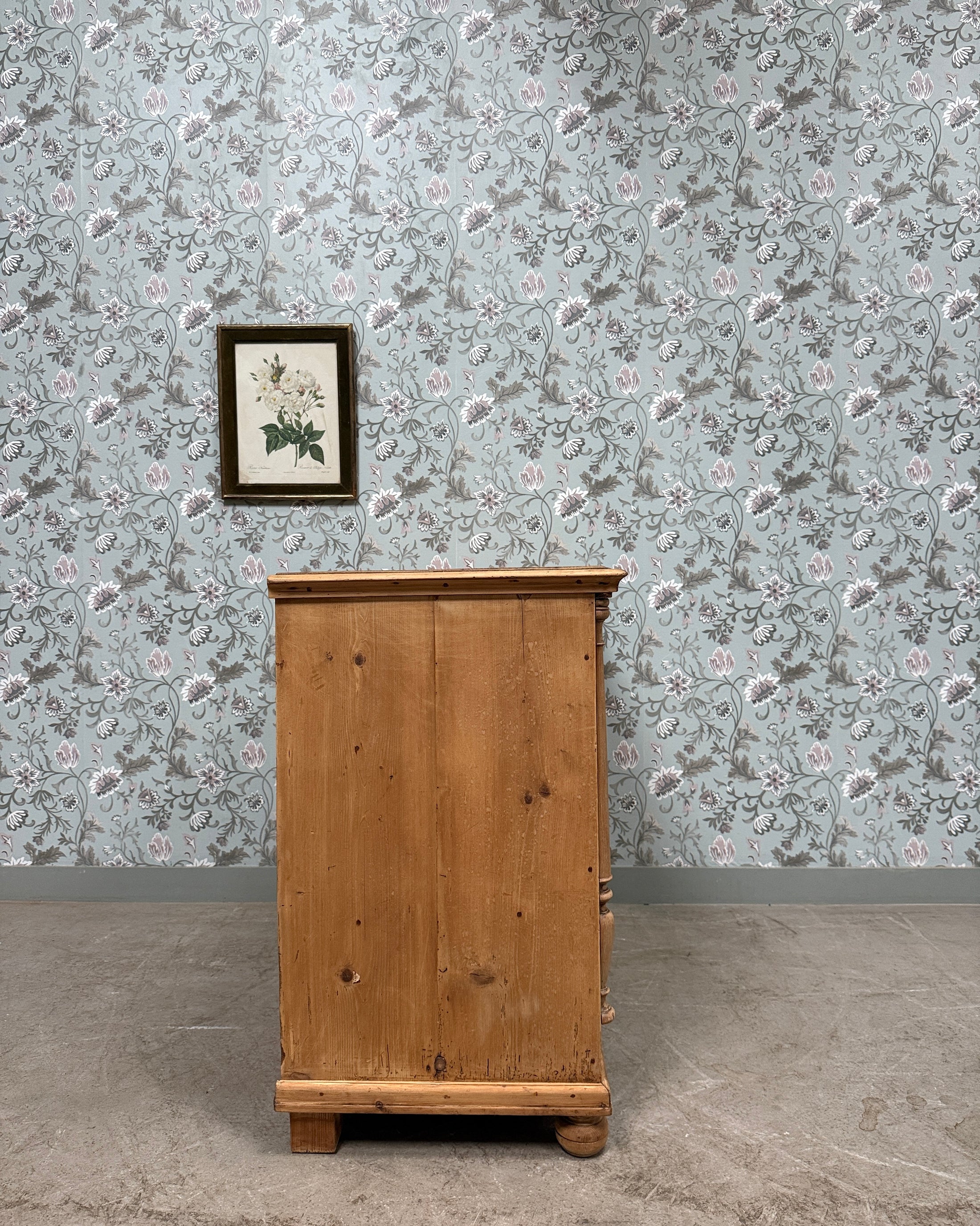 Grande commode anglaise en pin massif