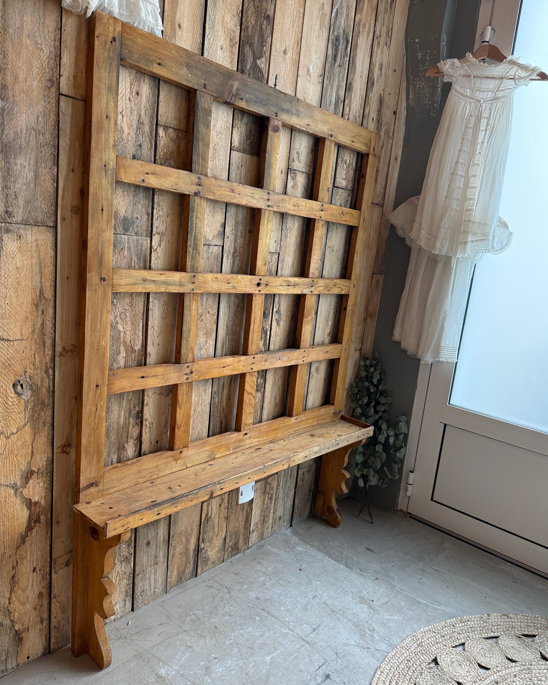 Grande étagère de métier en bois