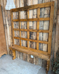 Charger l'image dans la visionneuse de la galerie, Grande étagère de métier en bois

