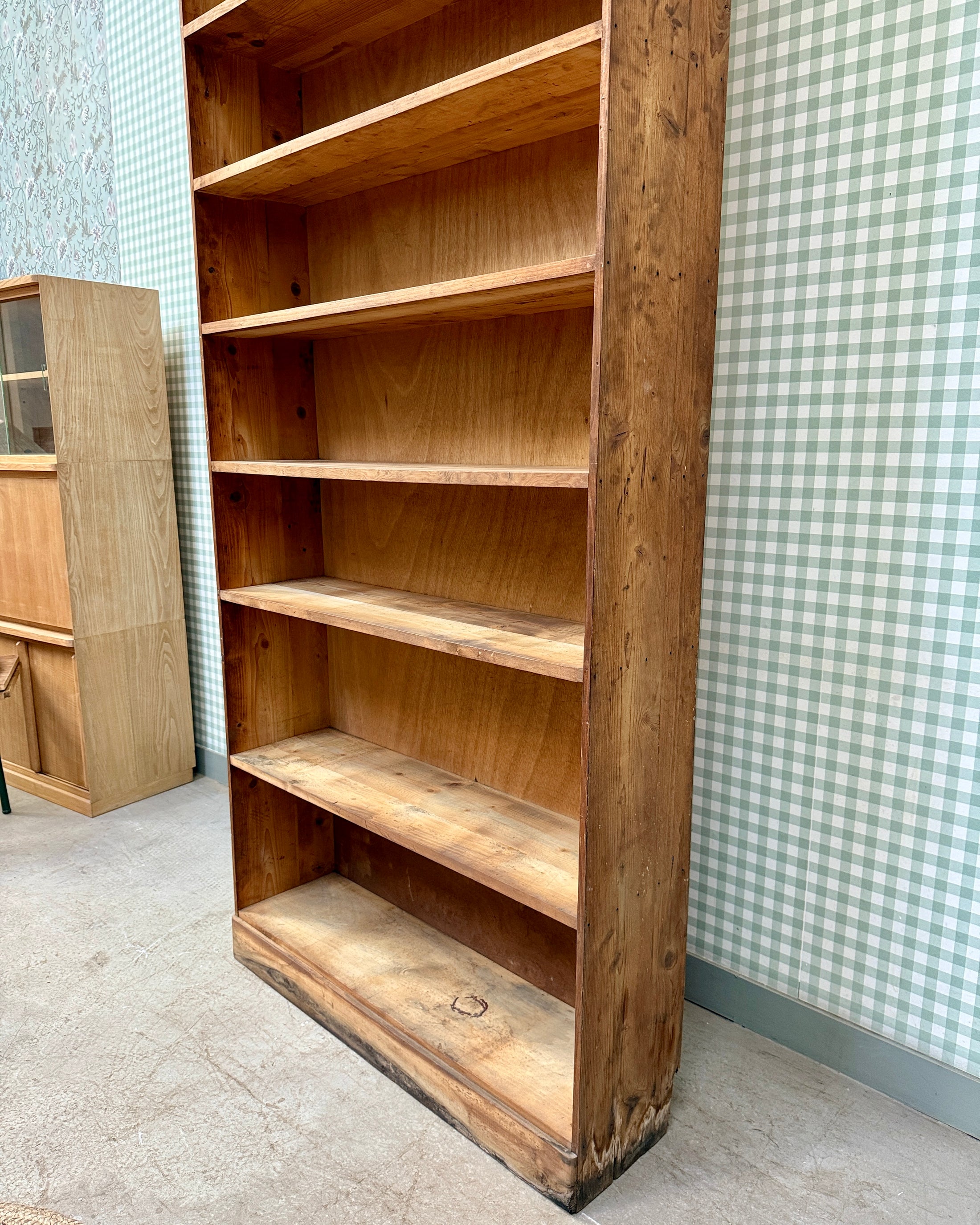 Grande étagère vintage en bois