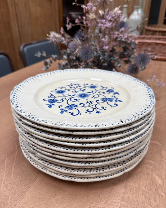 Grandes assiettes plates terre de fer Boch Frères