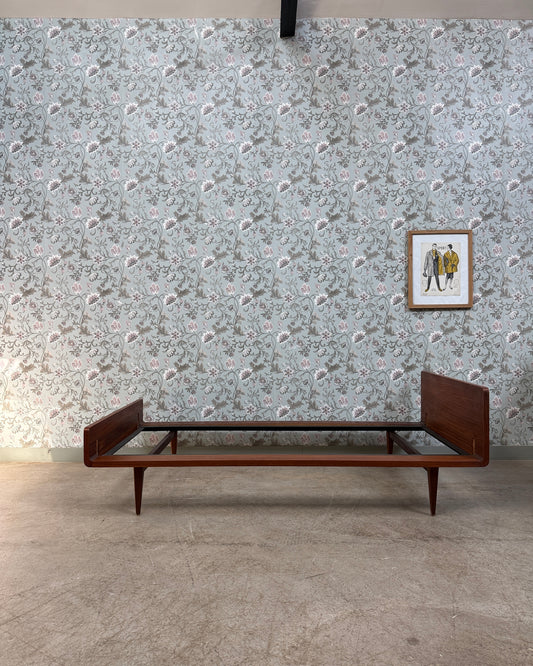 Lit daybed scandinave en teck