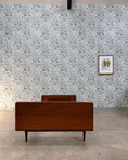 Charger l'image dans la visionneuse de la galerie, Lit daybed scandinave en teck
