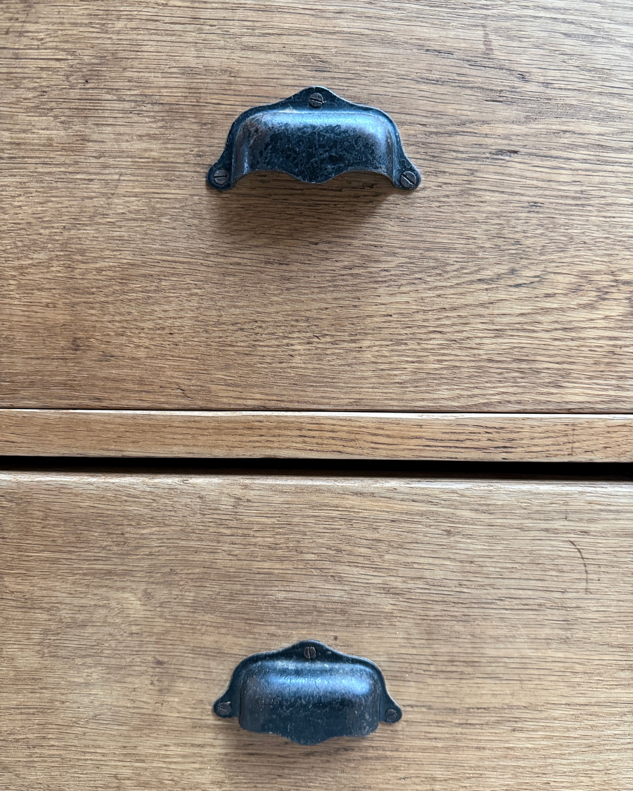 Meuble de métier à tiroirs en chêne