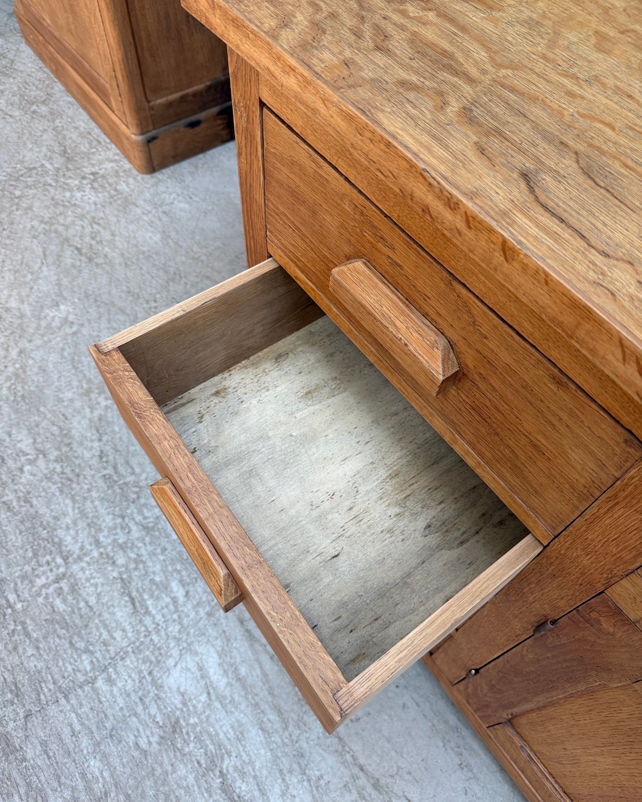 Meuble de métier îlot en chêne