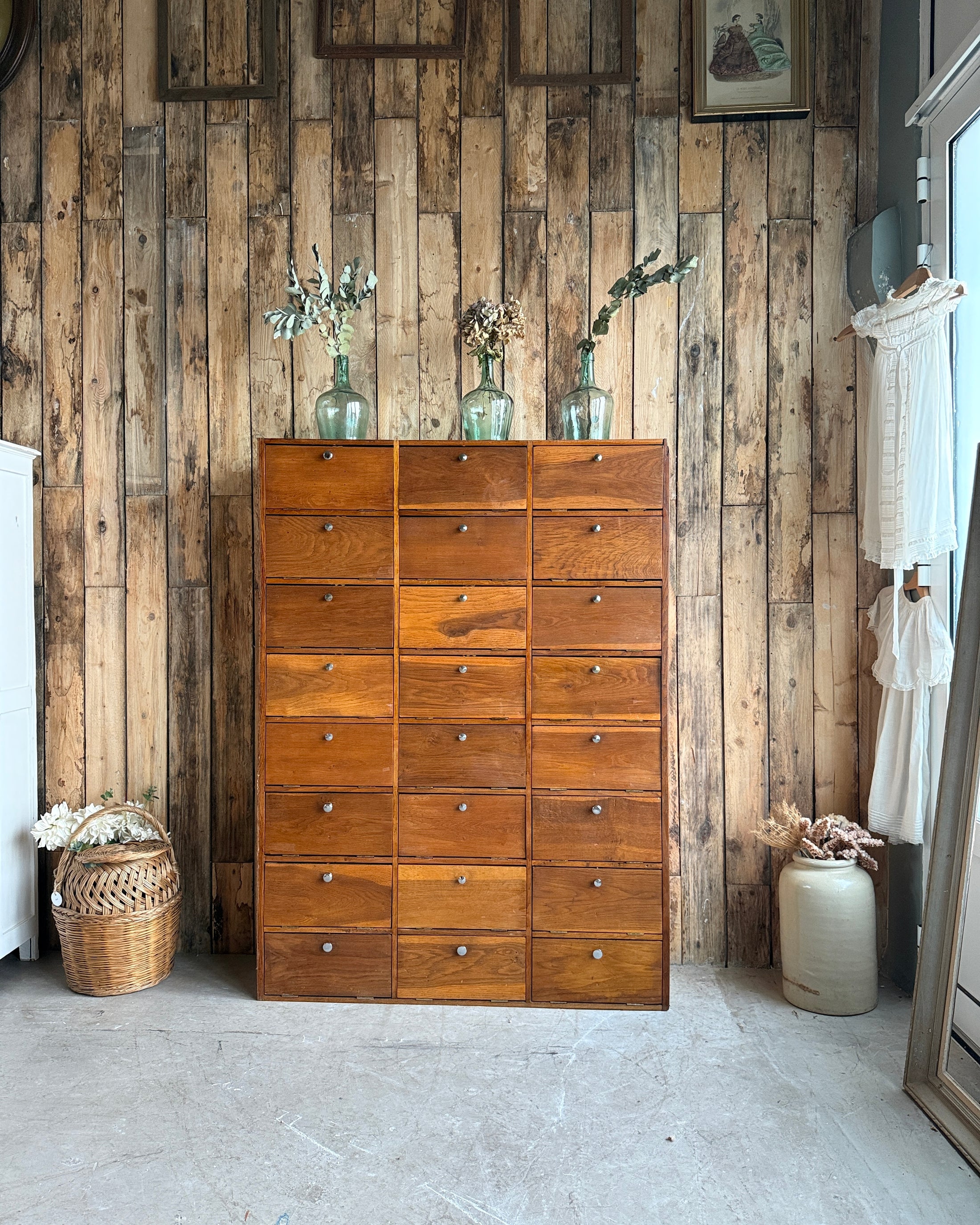 Duo de meuble de notaire à clapets