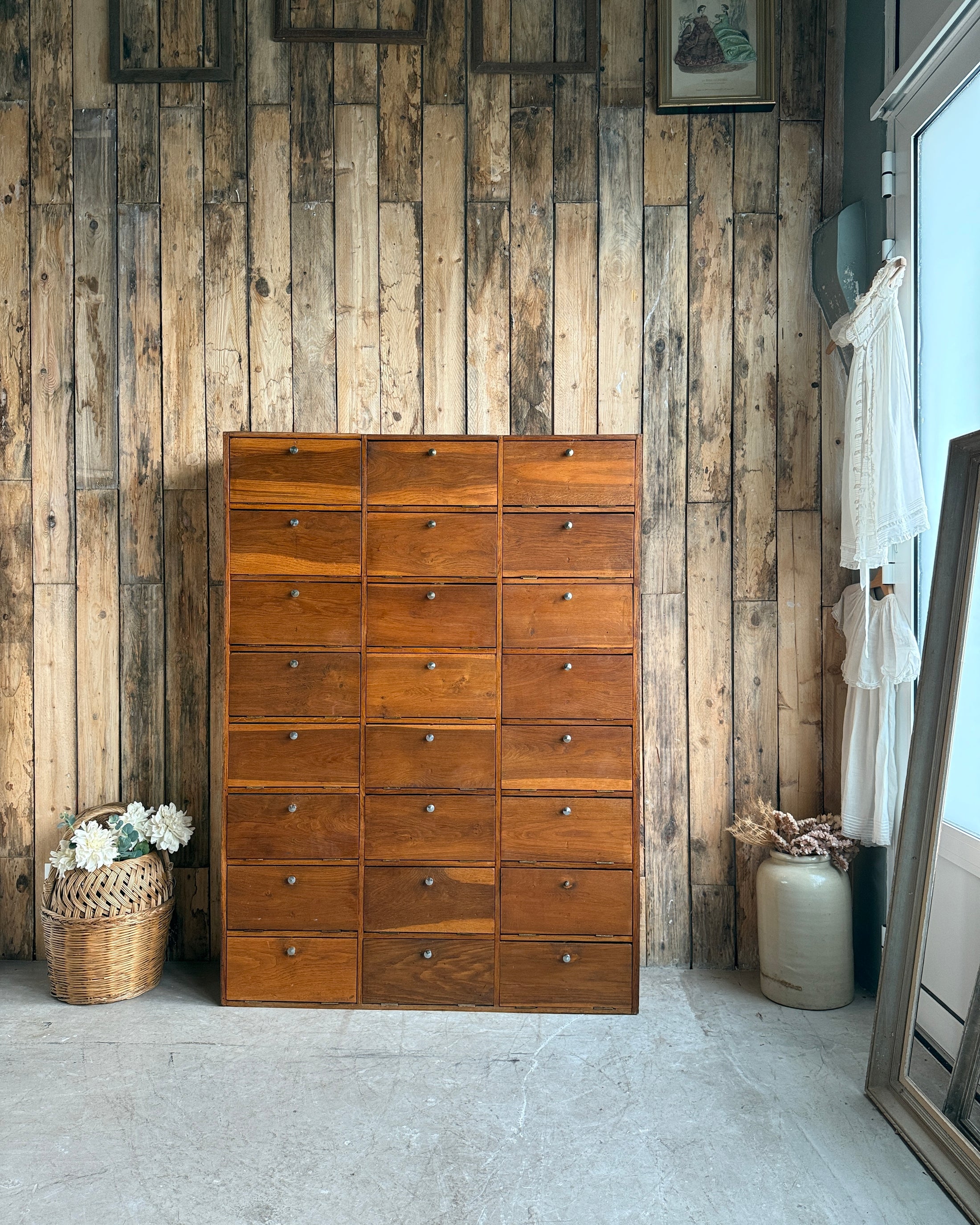 Meuble de notaire à clapets