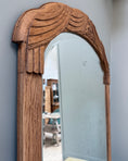 Charger l'image dans la visionneuse de la galerie, Miroir Art Déco en chêne
