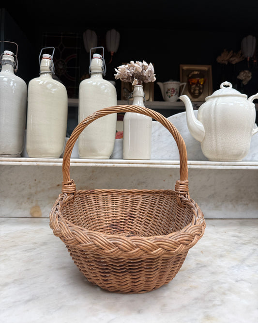 Panier vintage en rotin