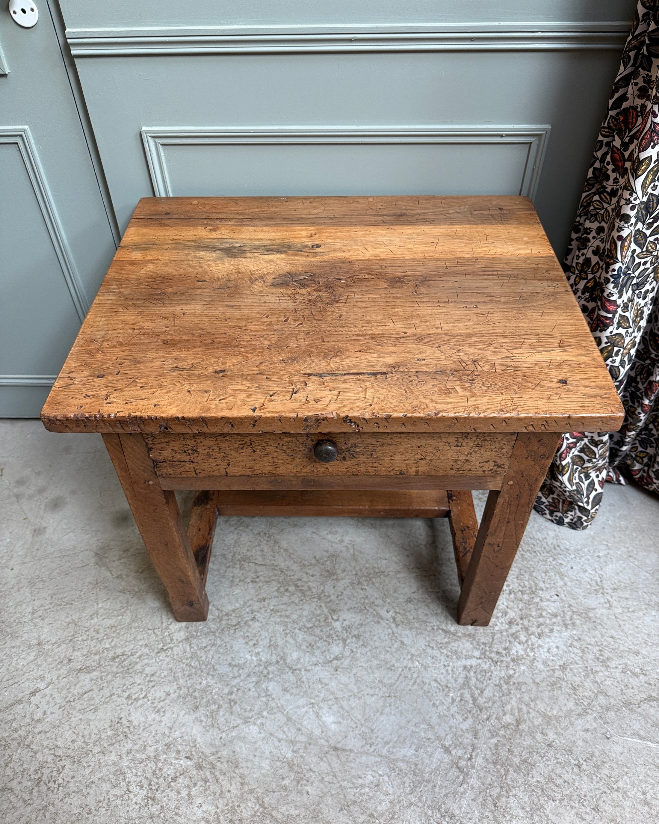 Table rustique ancienne