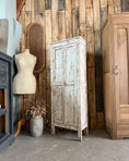 Charger l'image dans la visionneuse de la galerie, Petite armoire parisienne patinée
