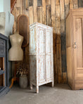 Charger l'image dans la visionneuse de la galerie, Petite armoire parisienne patinée
