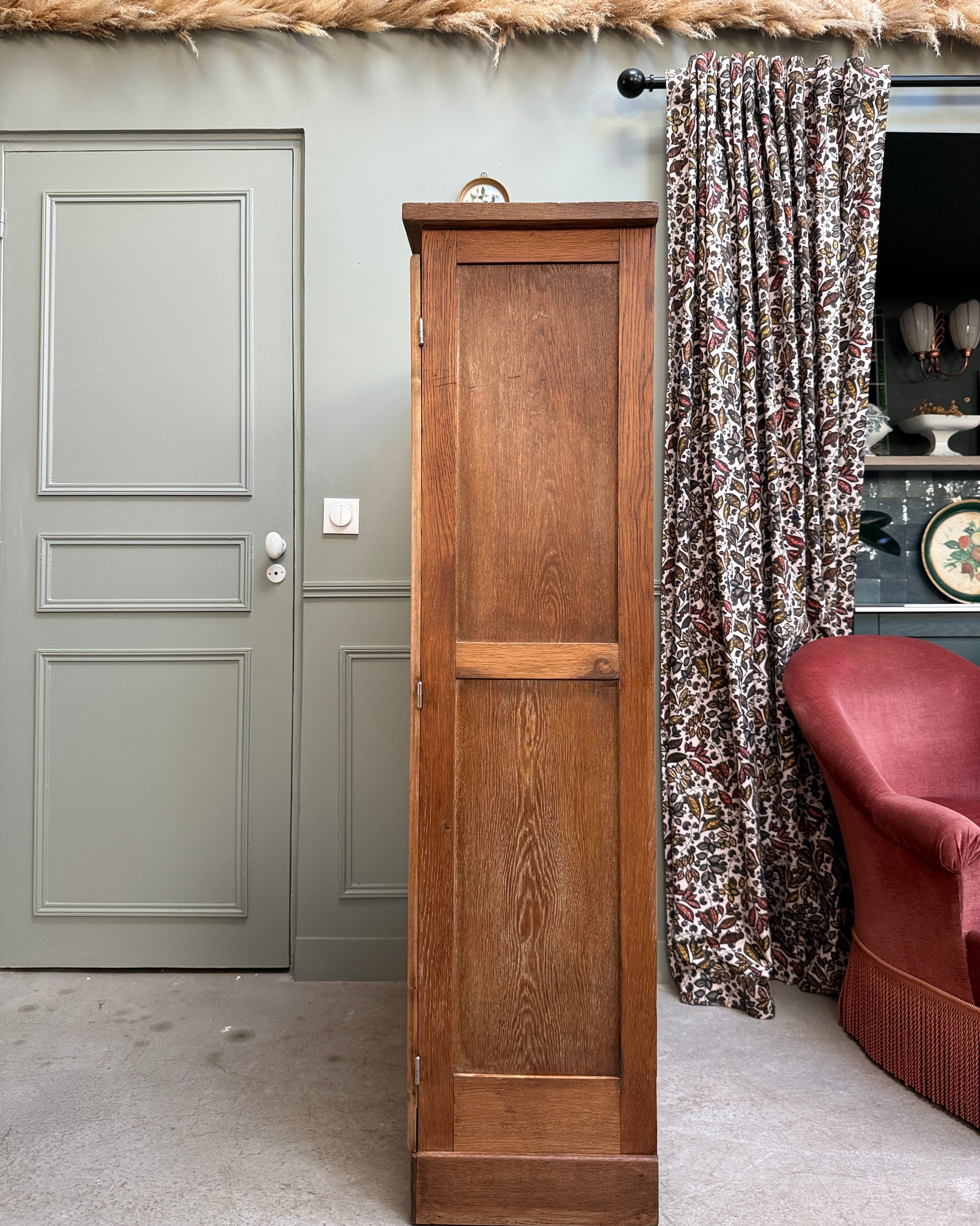 Petite armoire de métier