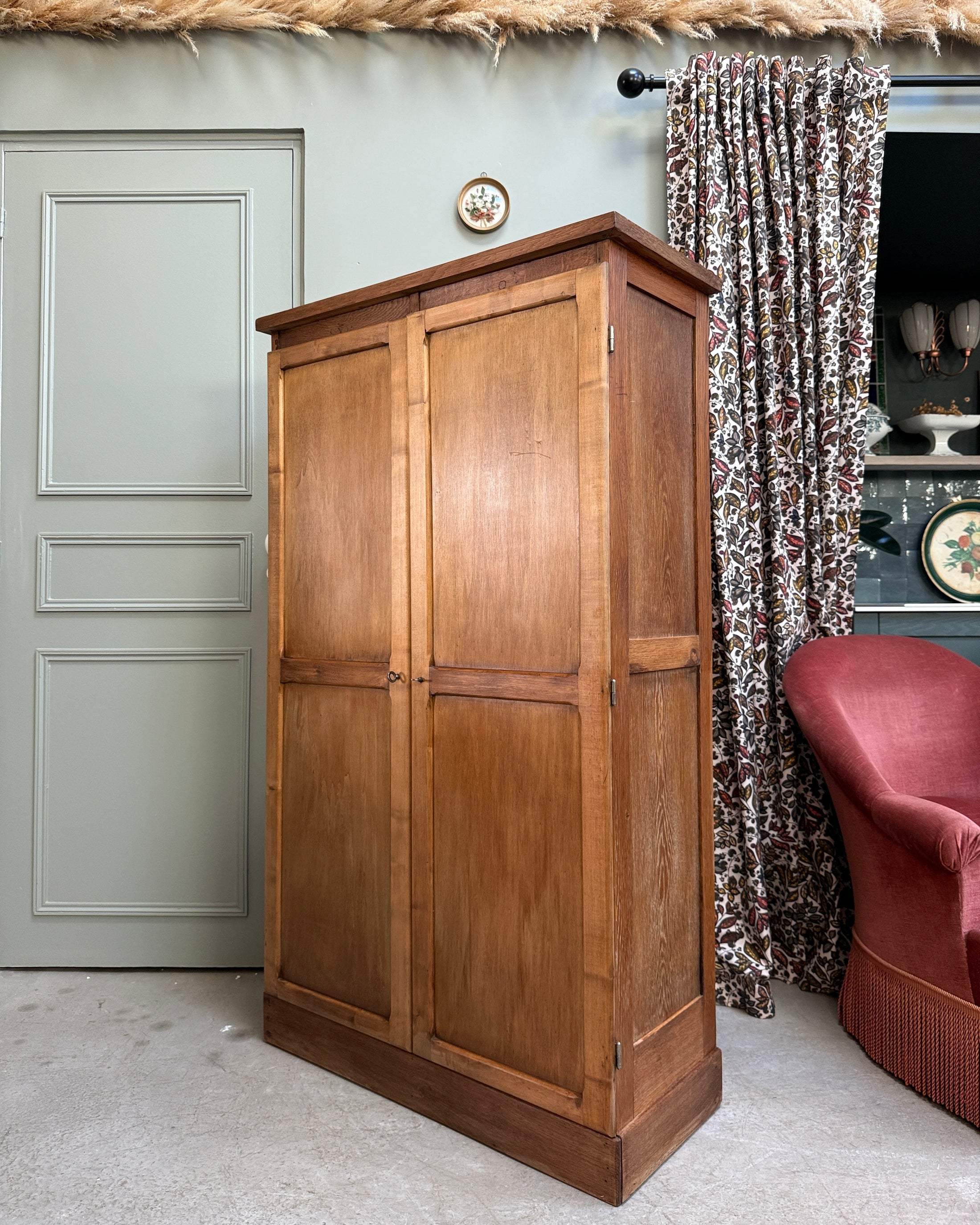 Petite armoire de métier