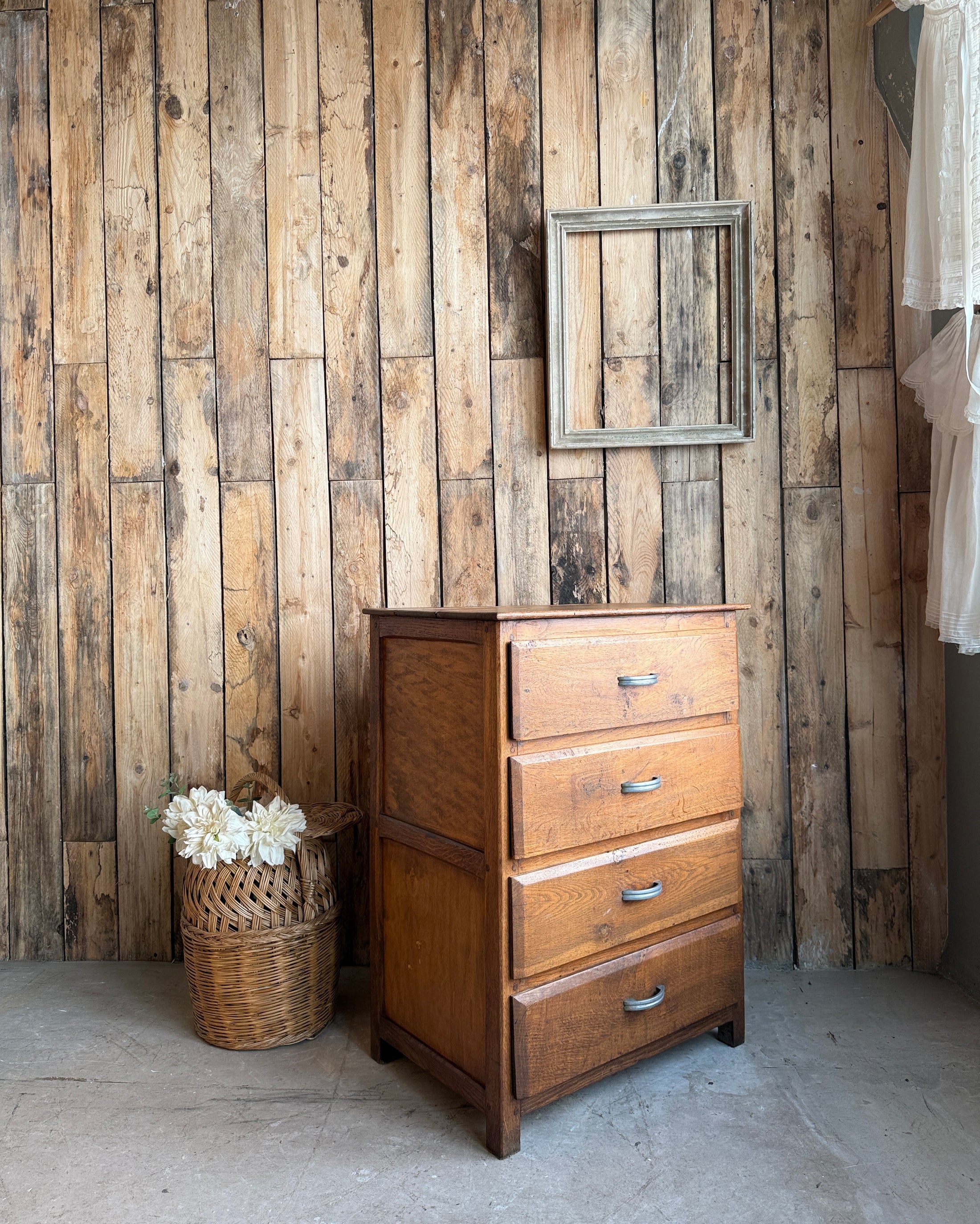 Petite commode années 50