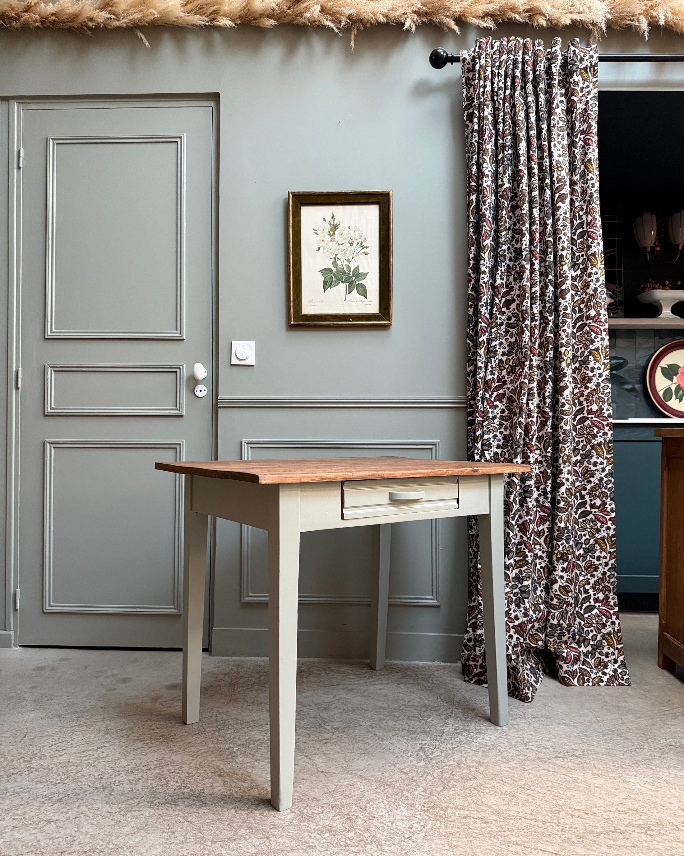 Petite table de ferme ou bureau