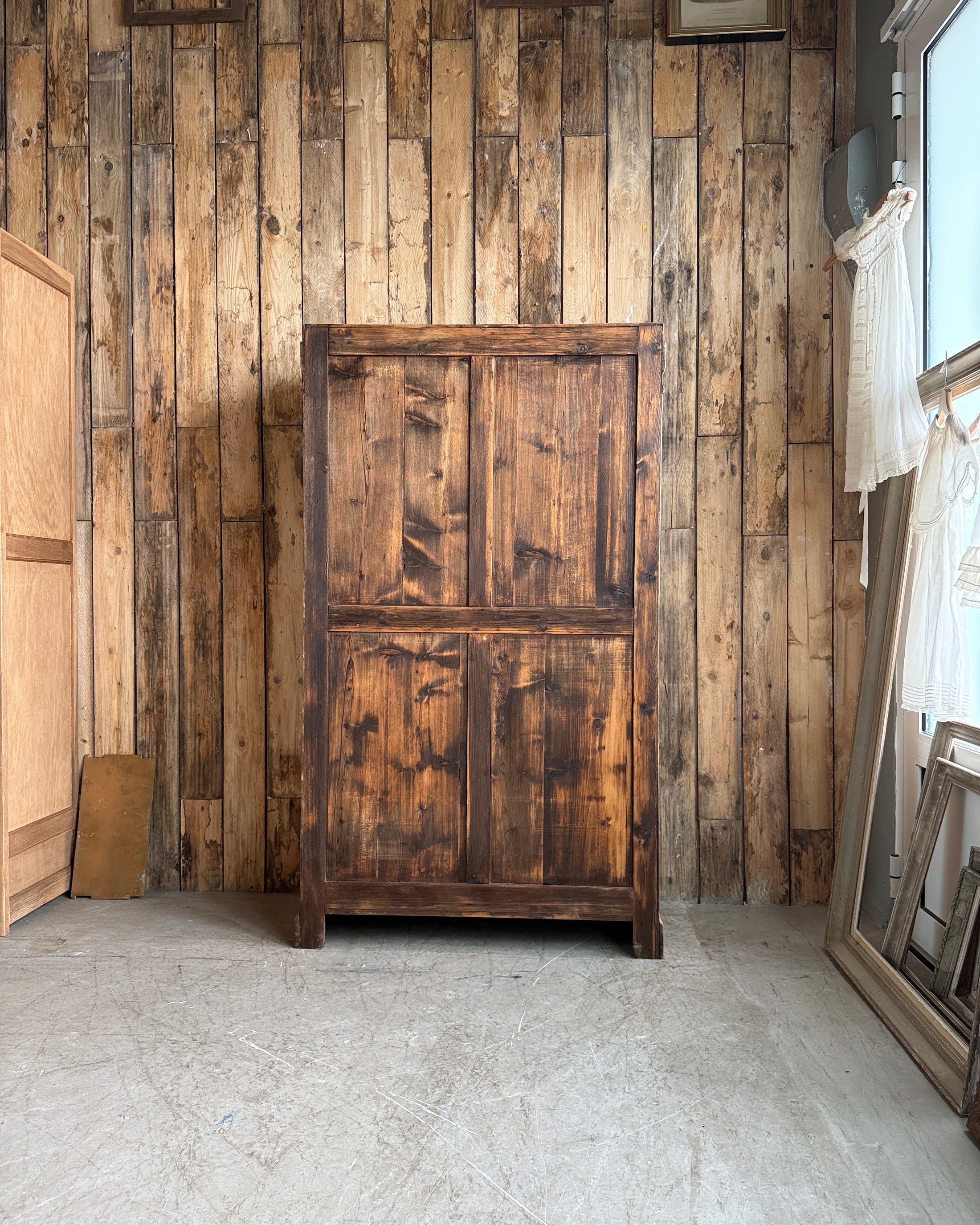 Petite vitrine ancienne en pin