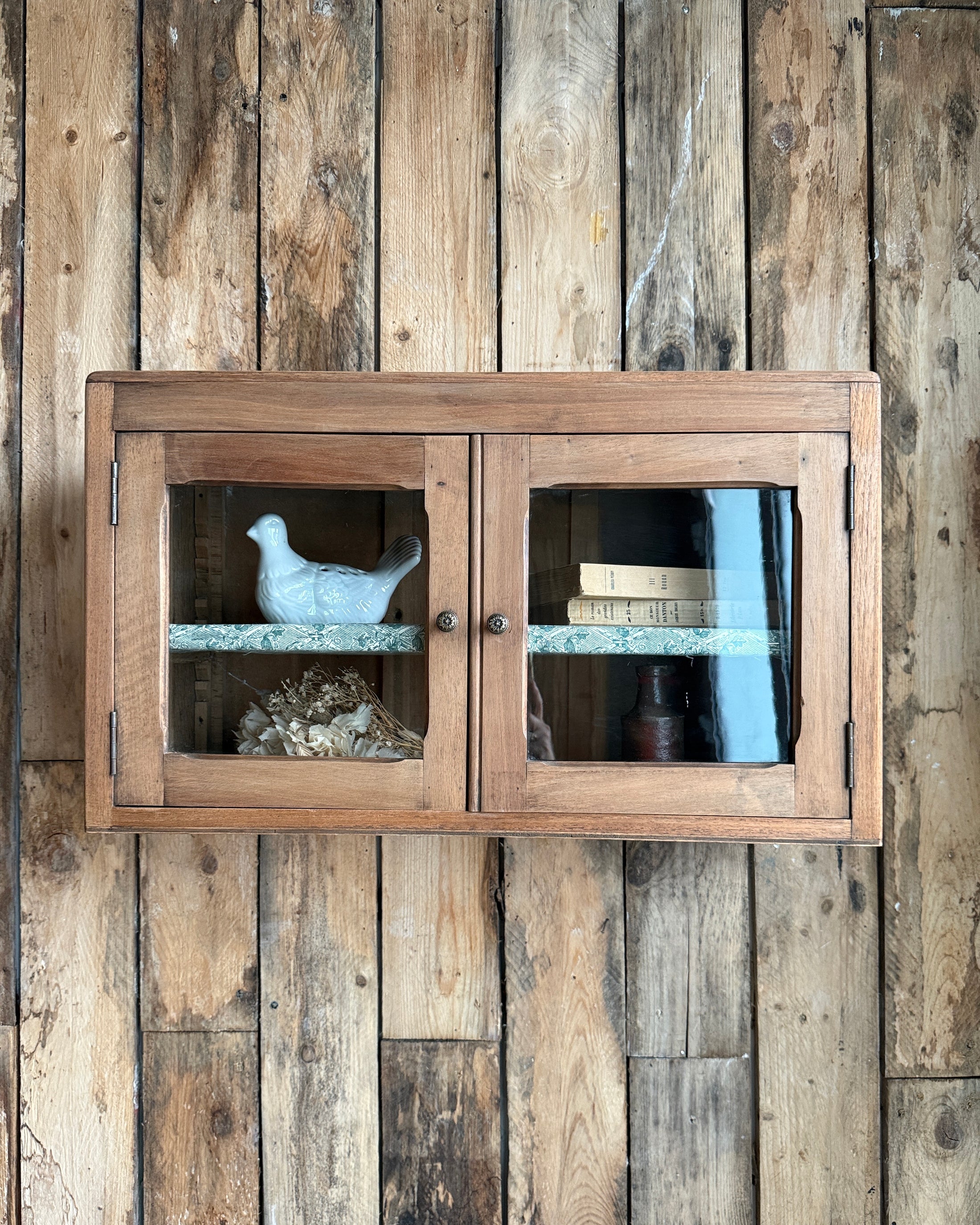 Petite vitrine murale ancienne