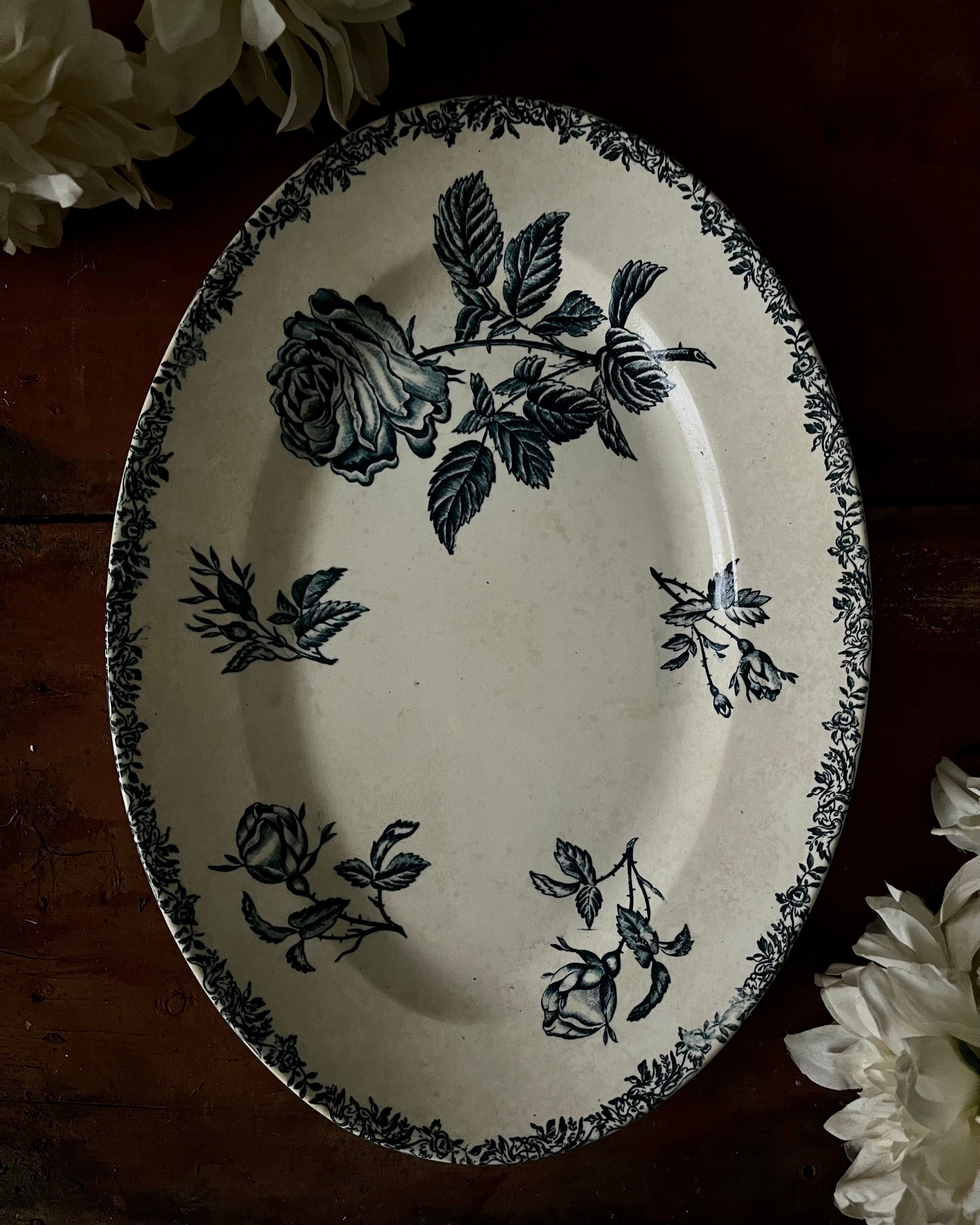 Plat ovale terre de fer