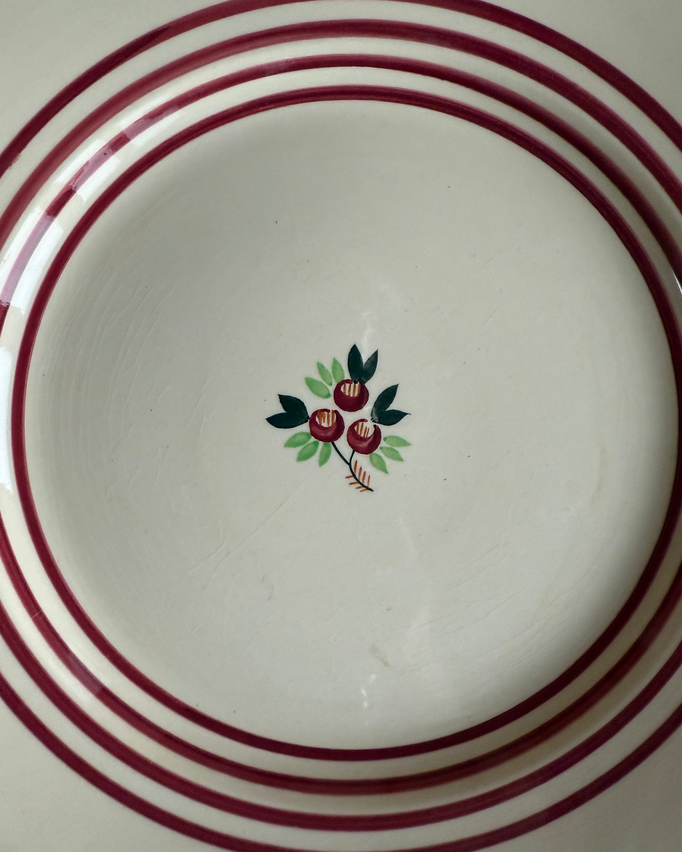 Plat rond plat terre de fer Gien