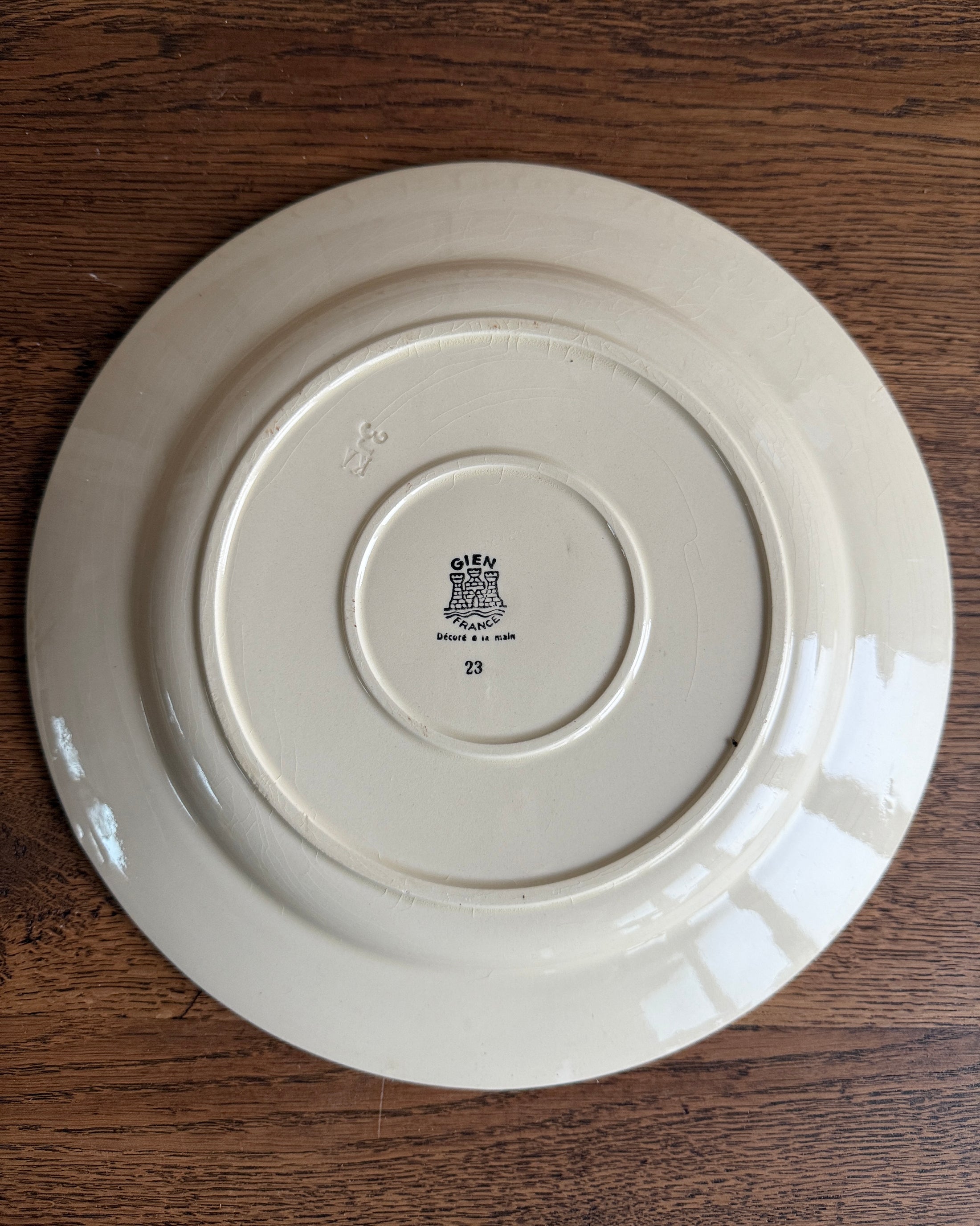 Plat rond plat terre de fer Gien