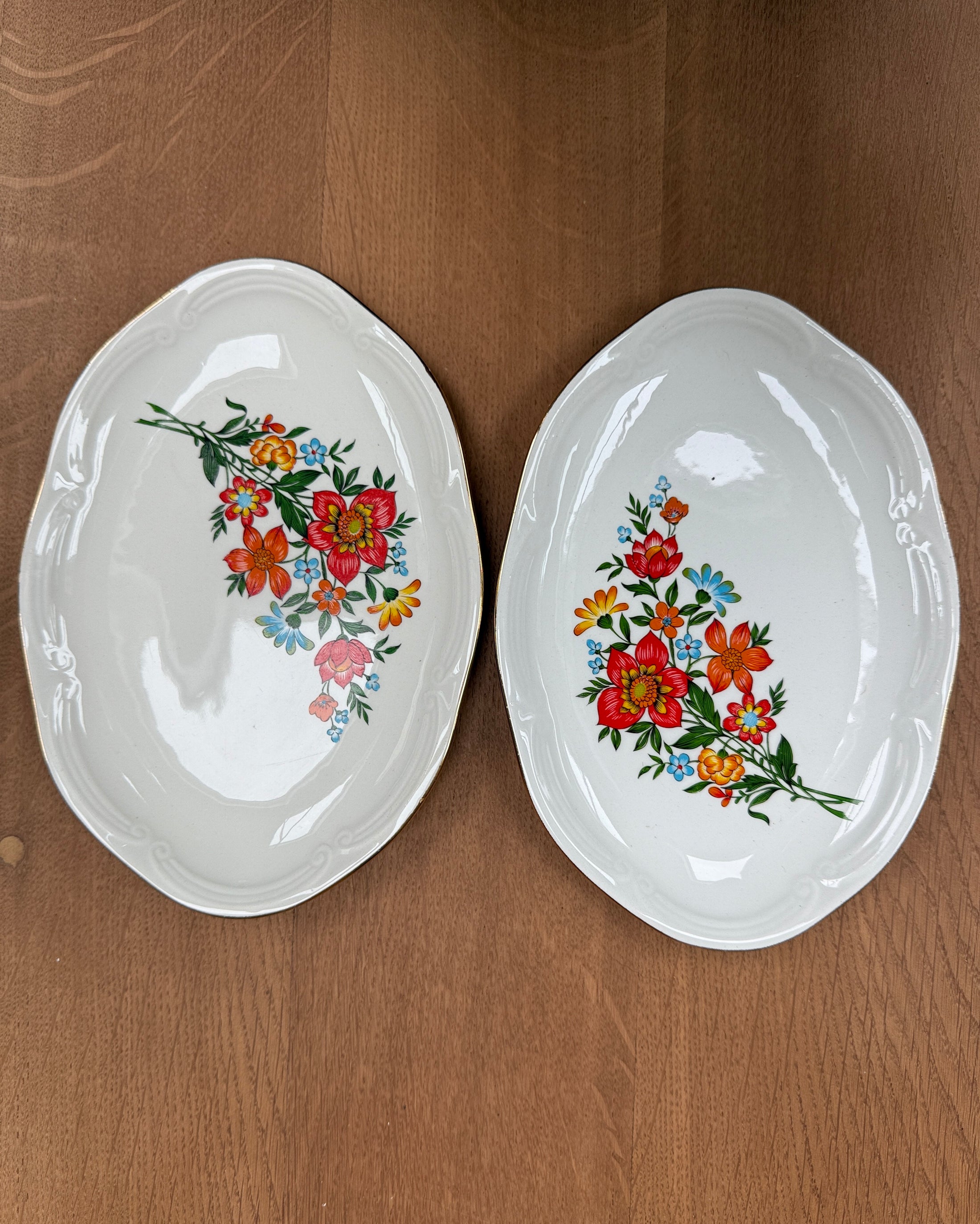 Duo de raviers vintage en porcelaine fine Gien